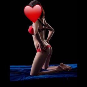 DANIELA /KENIA/ ESCORT