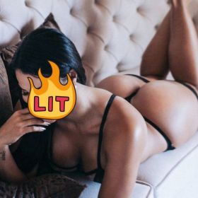 Exquisitos masaje sensitivo lingam al desnudo 