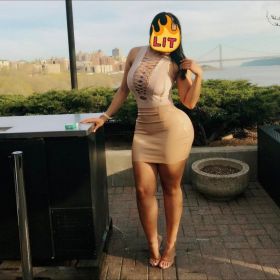 Tantrico sensual servicio full sensitivo piel piel momento 