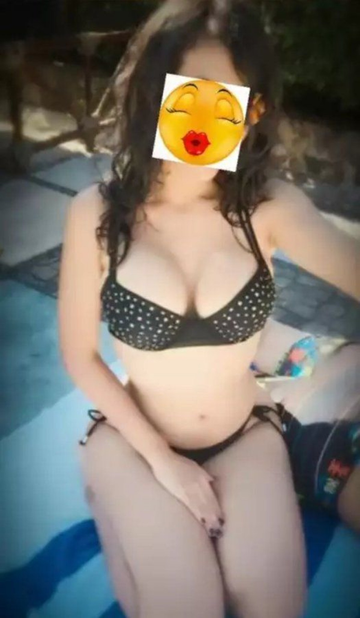Venezoana  Masajes calientes sensitivos stgo centro  