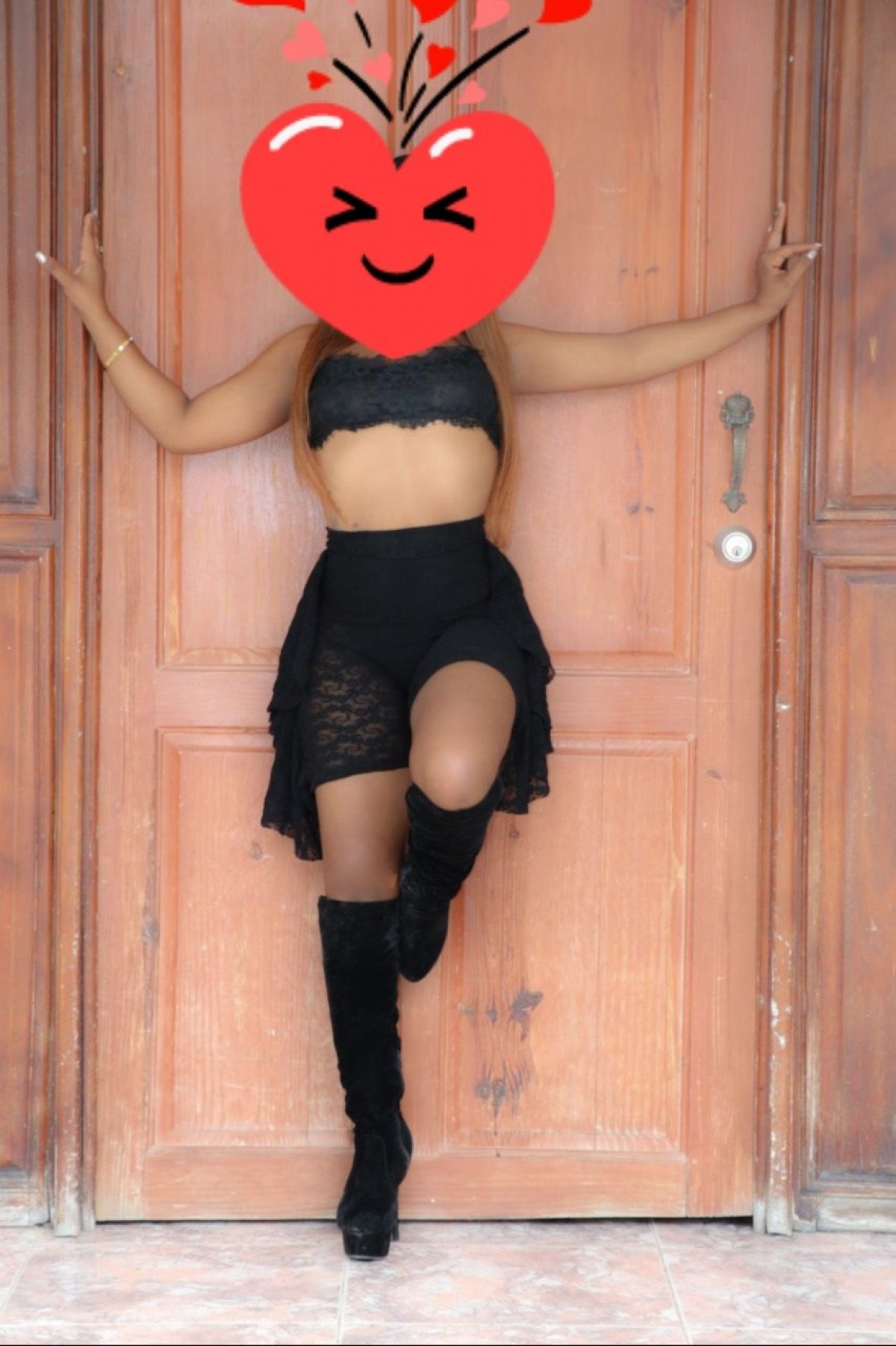 fresita  / 958515513 / escort 